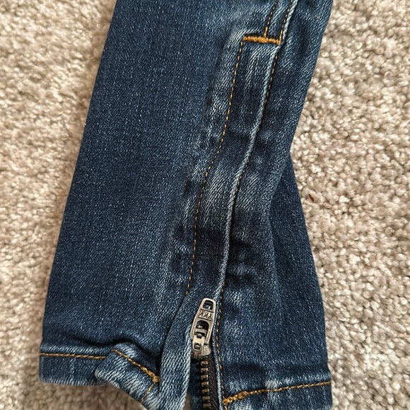 Rag and Bone zipper capri - Picture 3 of 5